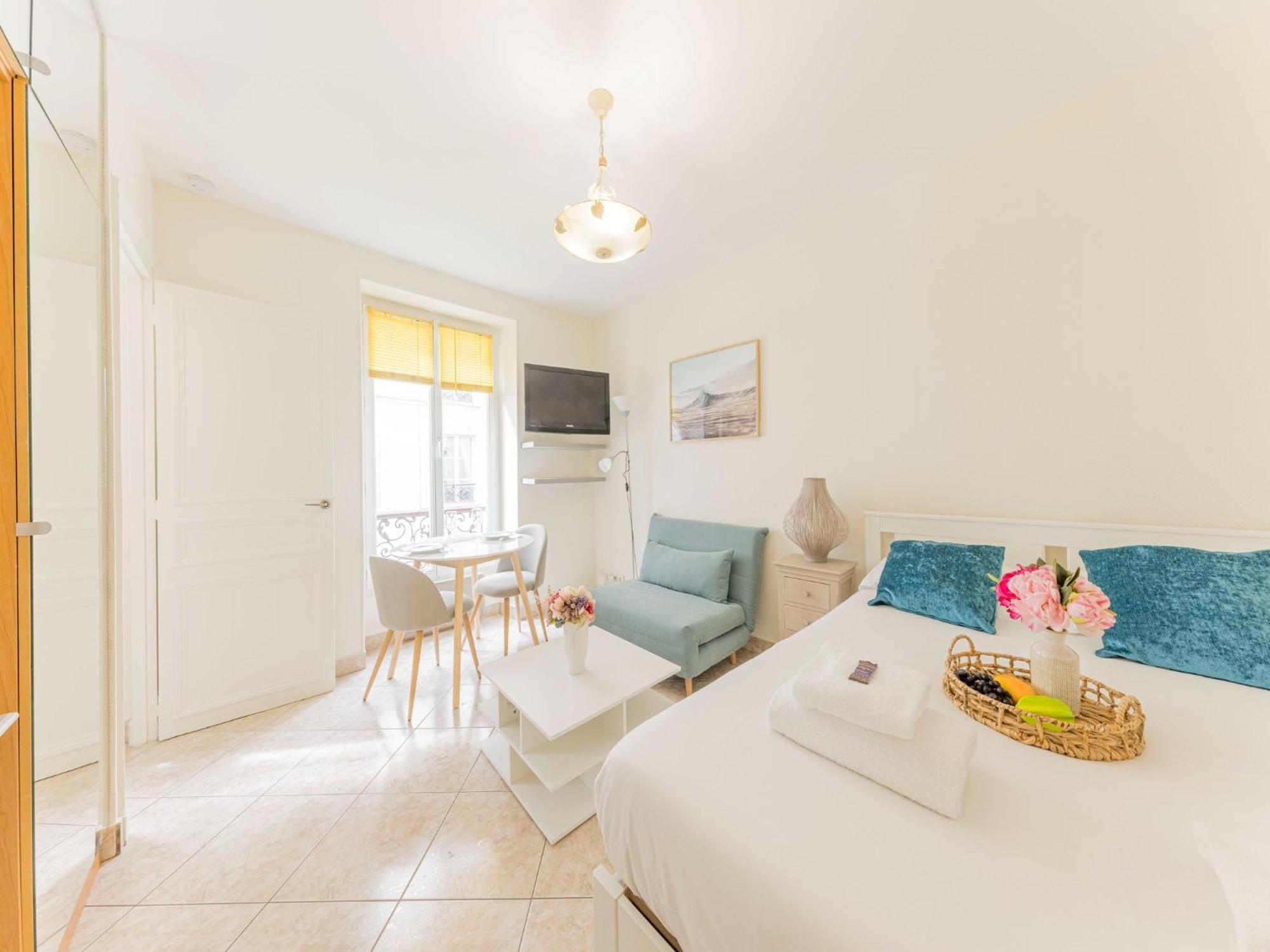 Cosy Studio For Two Tour Eiffel Champs De Mars Paris Eksteriør billede